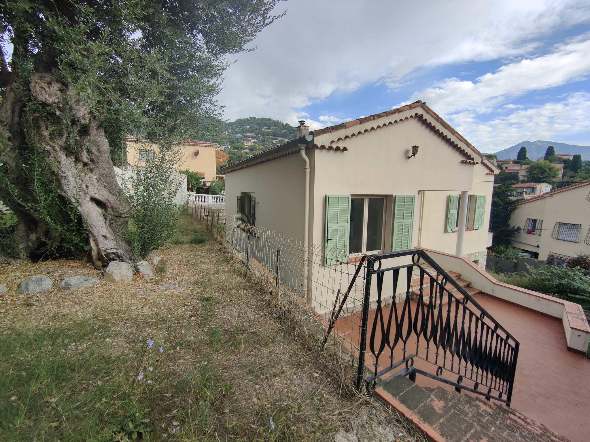 Vente Maison 95m² 4 Pièces à Roquebrune-Cap-Martin (06190) - Agence API