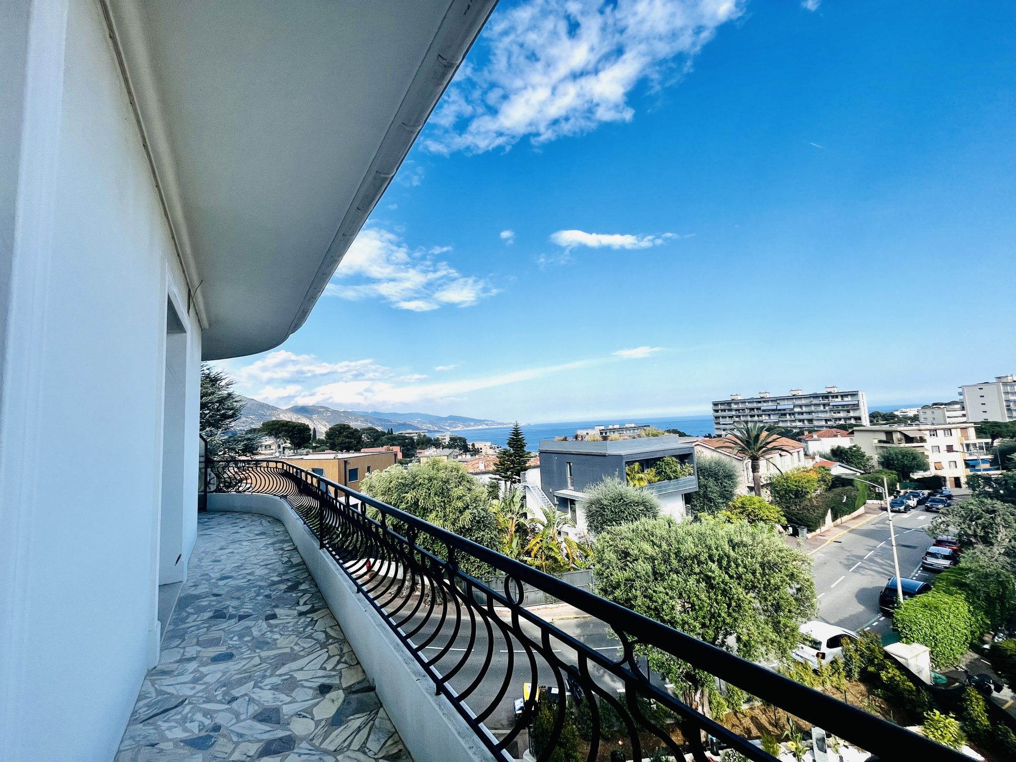 Vente Appartement 69m² 3 Pièces à Roquebrune-Cap-Martin (06190) - Agence API